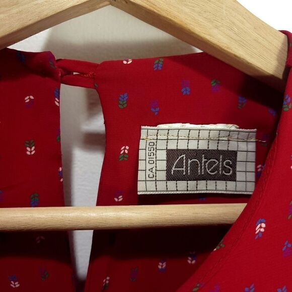 VintageāAntelsāRedĀ LongāSleeveāFlounceāWaistāDress - Picture 8 of 11